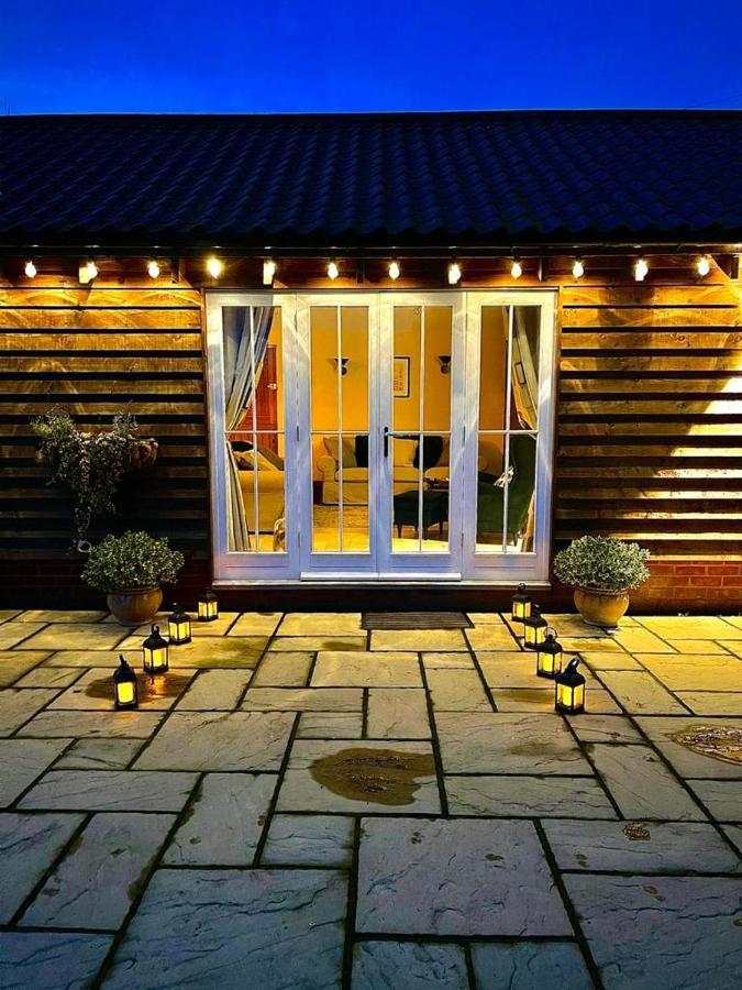 Walnut Tree Cottage Barn Toppesfield Exterior foto